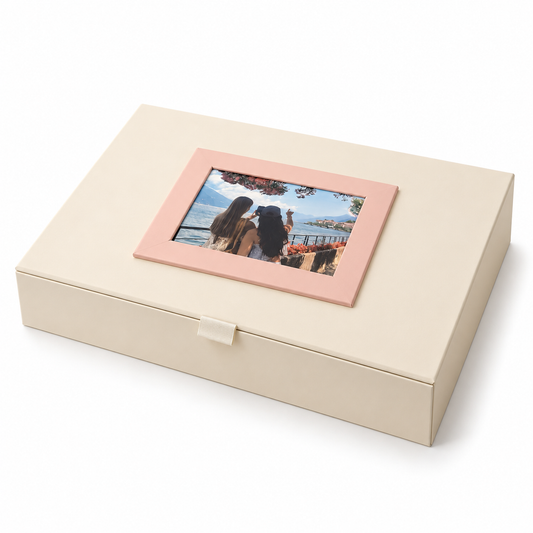 Cutie cadou cu ramă roz exterior (1-4 albume)